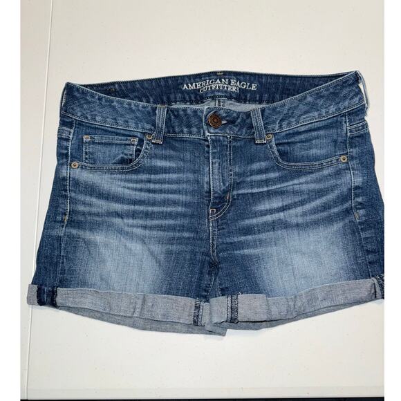 American Eagle Outfitter Stretch Cuffed Size 10 Midi Mid-Rise Women's Shorts - Picture 1 of 5